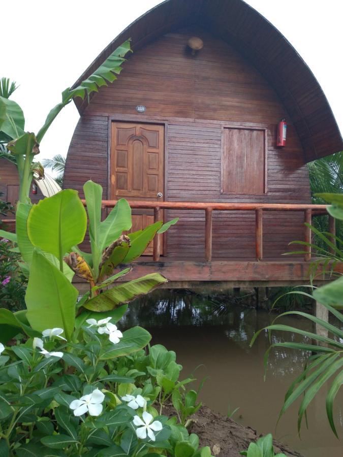 Hong Thai River Side Homestay Ben Tre Exterior photo