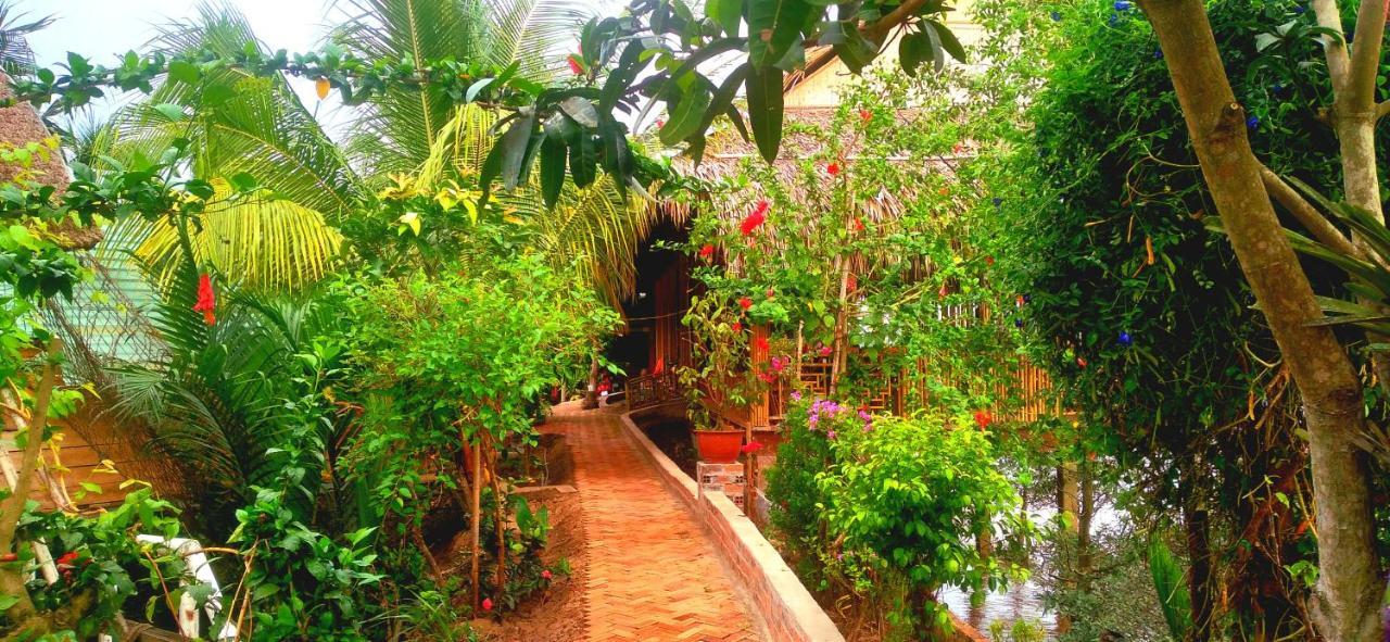 Hong Thai River Side Homestay Ben Tre Exterior photo